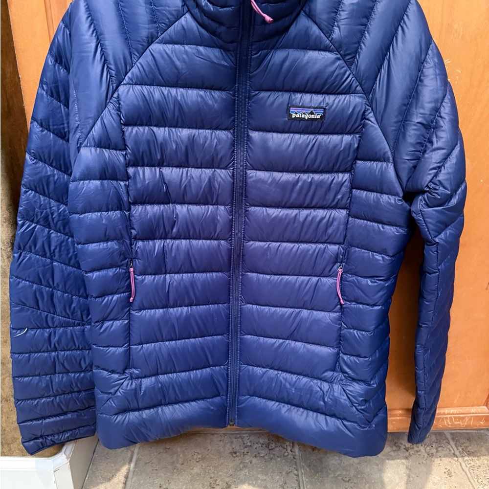 Patagonia Women’s down sweater jacket